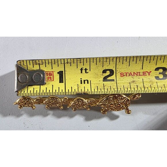 Vtg Gold-Tone franklin mint Tortoise Bar Pin Brooch Four Detailed Turtles - Picture 7 of 7